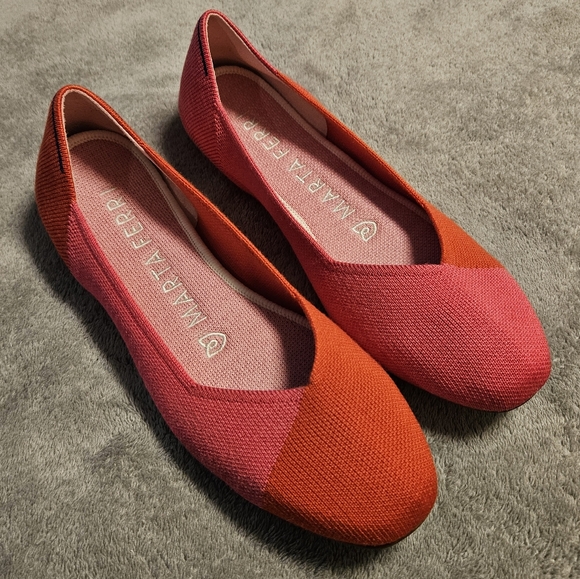 Rothy's x Marta Ferri Pink and Red Merino Wool Square Flat Flame Azalea Size 8.5 - Picture 2 of 16